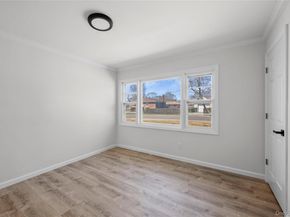 32 Flintlock Drive, Shirley NY 11967