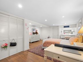 50 Marian Lane, Jericho NY 11753