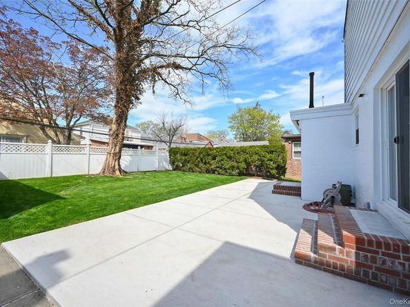 73-36 196th Street, Fresh Meadows NY 11366