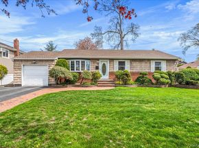 21 Norman Street, Lynbrook NY 11563