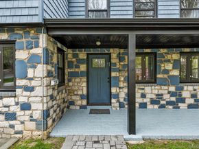11 Brook Lane, Great Neck NY 11023
