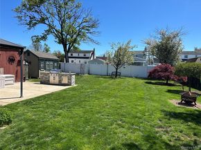 1258 Jackson Avenue, Lindenhurst NY 11757