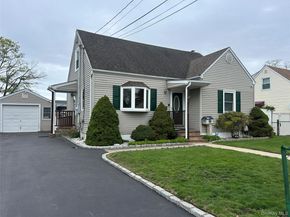 1258 Jackson Avenue, Lindenhurst NY 11757