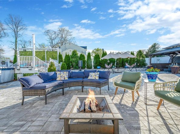 26 Emerald Street, Lake Ronkonkoma NY 11779