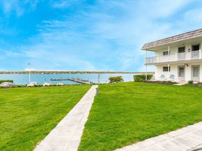 50 Rampasture Road 6, Hampton Bays NY 11946
