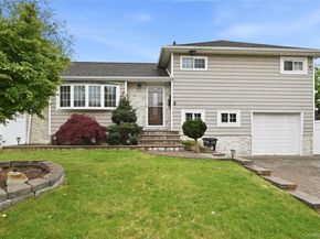 572 Benjamin Road, North Babylon NY 11703