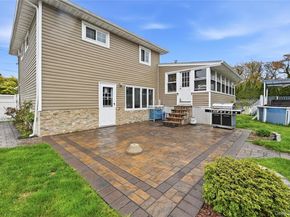 572 Benjamin Road, North Babylon NY 11703