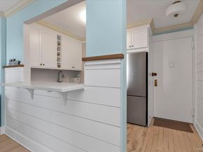 370 W Broadway 2Y, Long Beach NY 11561