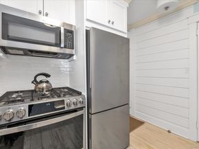 370 W Broadway 2Y, Long Beach NY 11561