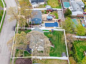 10 Lehigh Lane, Farmingville NY 11738
