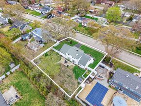 10 Lehigh Lane, Farmingville NY 11738