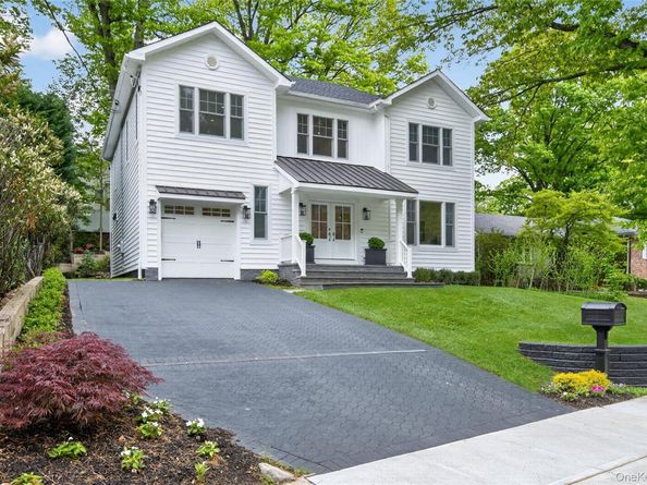 5 Pepperday Avenue, Port Washington NY 11050
