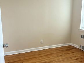 34 Cathedral Avenue 6A, Hempstead NY 11550