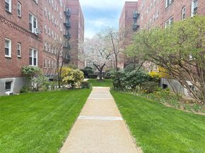 34 Cathedral Avenue 6A, Hempstead NY 11550