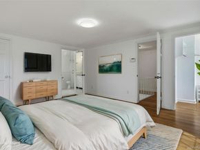 35 Sherry Hill Lane, Manhasset NY 11030