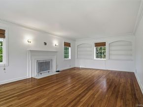 35 Sherry Hill Lane, Manhasset NY 11030