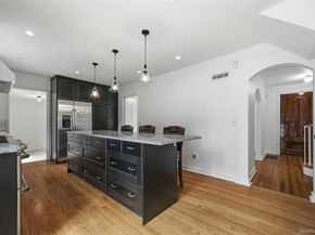 35 Sherry Hill Lane, Manhasset NY 11030