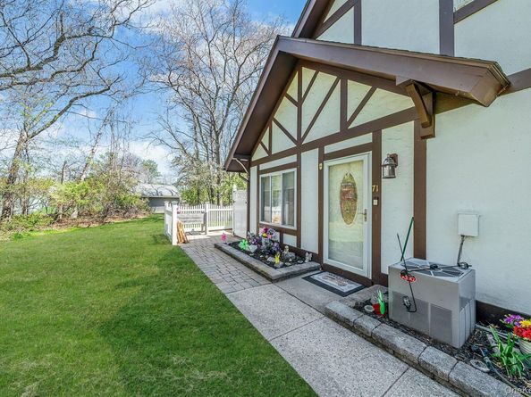 71 Crystal Rock Court, Middle Island NY 11953