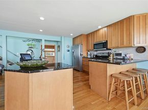 16 Makamah Beach Road, Northport NY 11768