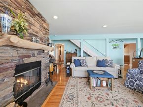 16 Makamah Beach Road, Northport NY 11768
