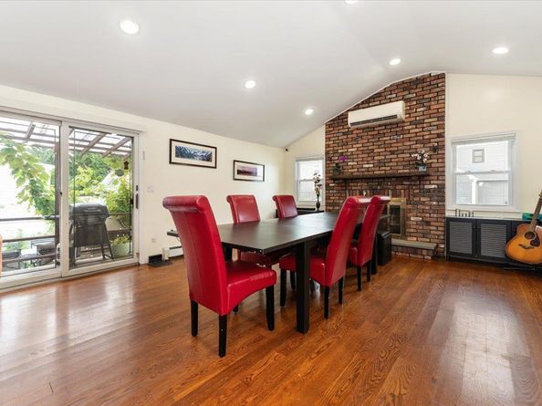 1434 Noel Avenue, Hewlett NY 11557