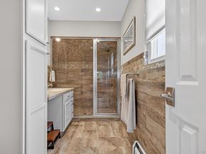 321 Lagoon Drive S, Copiague NY 11726