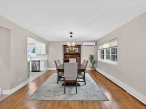 321 Lagoon Drive S, Copiague NY 11726