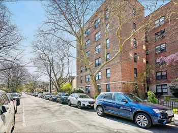 40 89th Street