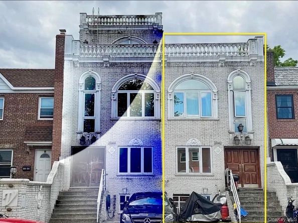 20-42 26 Street, Astoria NY 11105