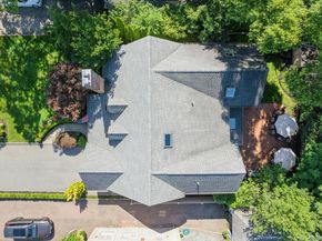 42 Roxen Road, Rockville Centre NY 11570