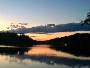 3300 Baker Street 16, Mohegan Lake NY 10547