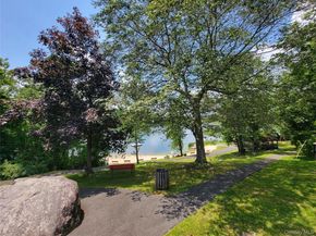 3300 Baker Street 16, Mohegan Lake NY 10547