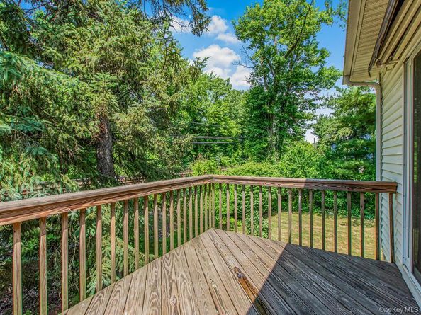 237 Brady Avenue, Hawthorne NY 10532