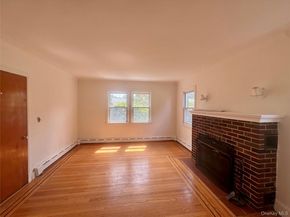 422 5th Avenue, East Northport NY 11731