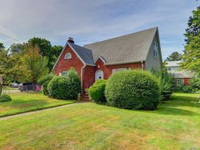 422 5th Avenue, East Northport NY 11731