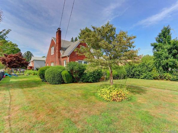 422 5th Avenue, East Northport NY 11731
