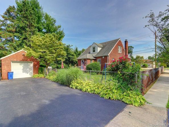 422 5th Avenue, East Northport NY 11731
