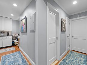 35 Knightsbridge Road Road 1G, Great Neck NY 11021
