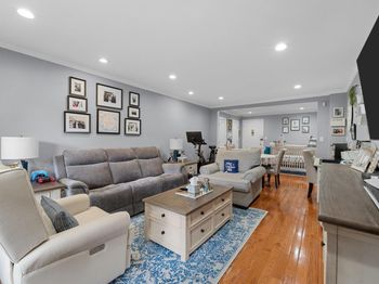 35 Knightsbridge Road Road