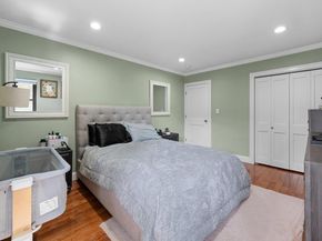 35 Knightsbridge Road Road 1G, Great Neck NY 11021