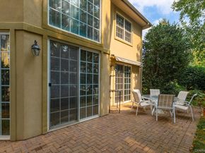 285 Madeira Boulevard 285, Melville NY 11747
