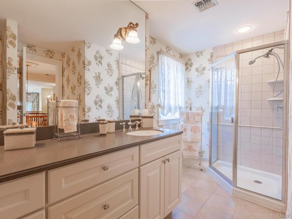285 Madeira Boulevard 285, Melville NY 11747