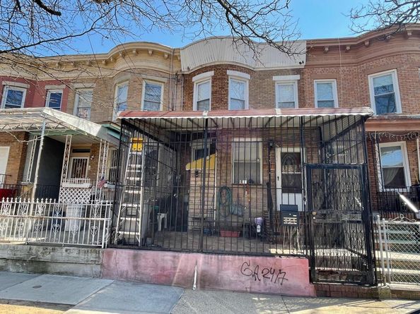 351 Autumn Avenue, Brooklyn NY 11208