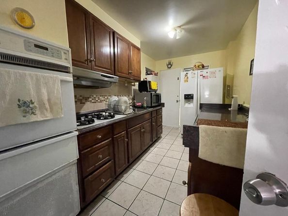 351 Autumn Avenue, Brooklyn NY 11208