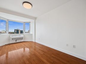 37-20 Prince Street 12C, Flushing NY 11354