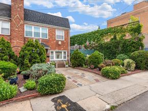 60-23 60th Road, Maspeth NY 11378