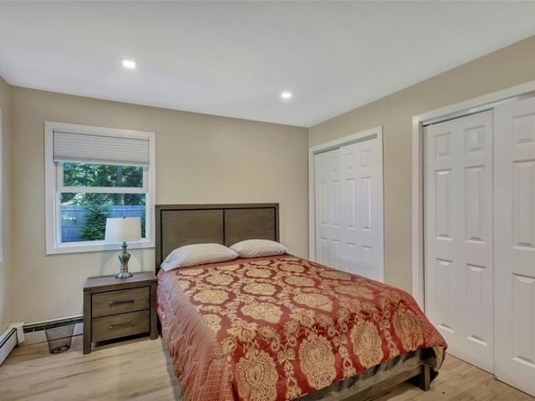 38 Woodridge Road, Hampton Bays NY 11946
