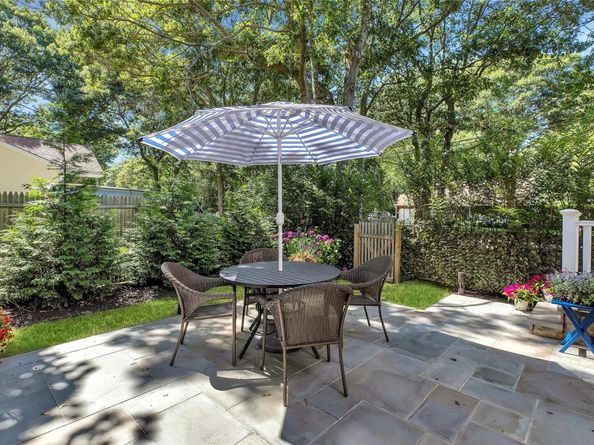 38 Woodridge Road, Hampton Bays NY 11946