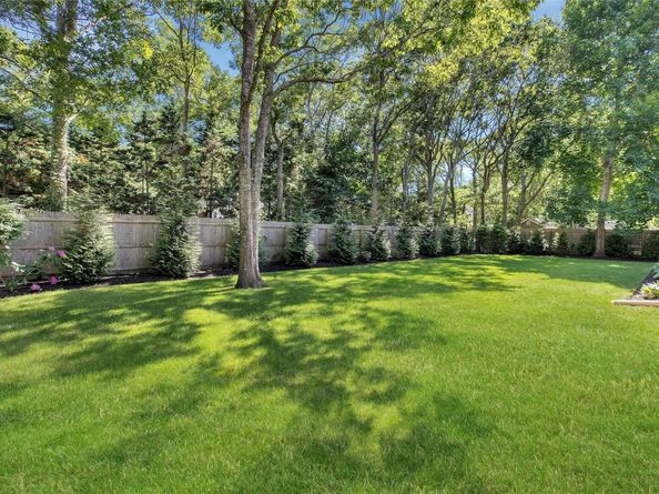 38 Woodridge Road, Hampton Bays NY 11946