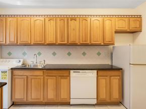 76-12 Ditmars Boulevard B3, Flushing NY 11370